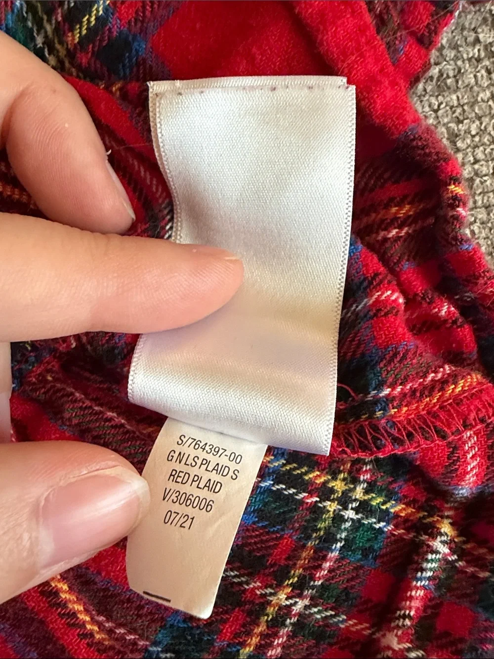 Old Navy Red Plaid Ruffle-Hem Long Sleeve dress